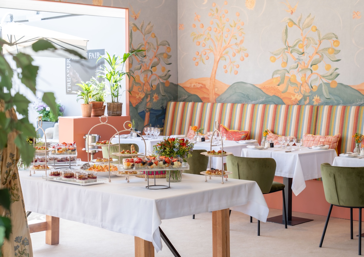 events, minnie kemp breakfast at brumus brasserie at thf26, courtesy of treasure house fair, photo by take five